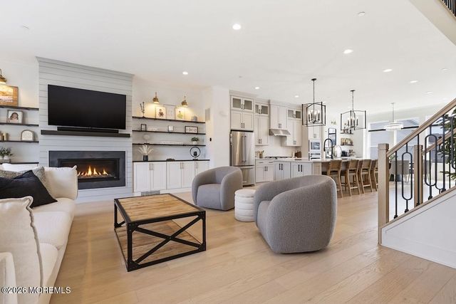 6 Linder Court 189, Middletown, NJ 07748