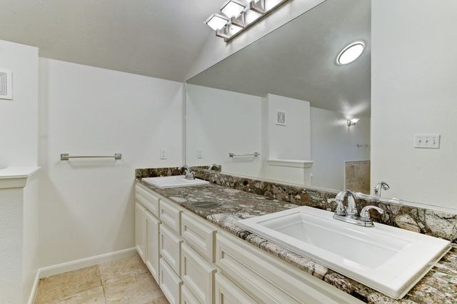 613 E 21st Street, Houston, TX 77008