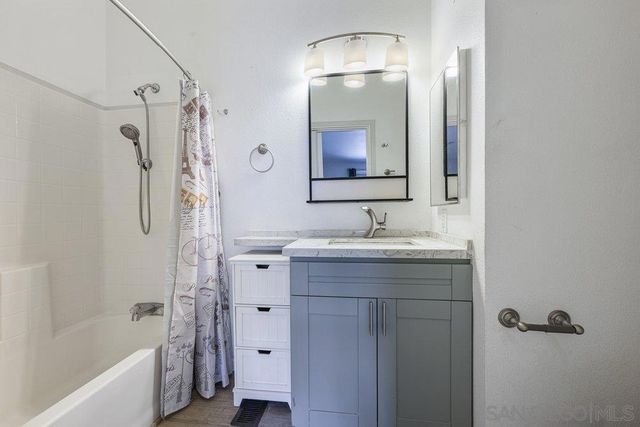 450 E Bradley SPC 69, El Cajon, CA 92021