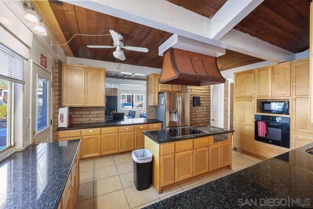 450 E Bradley SPC 69, El Cajon, CA 92021