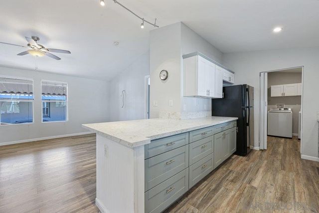 450 E Bradley SPC 69, El Cajon, CA 92021
