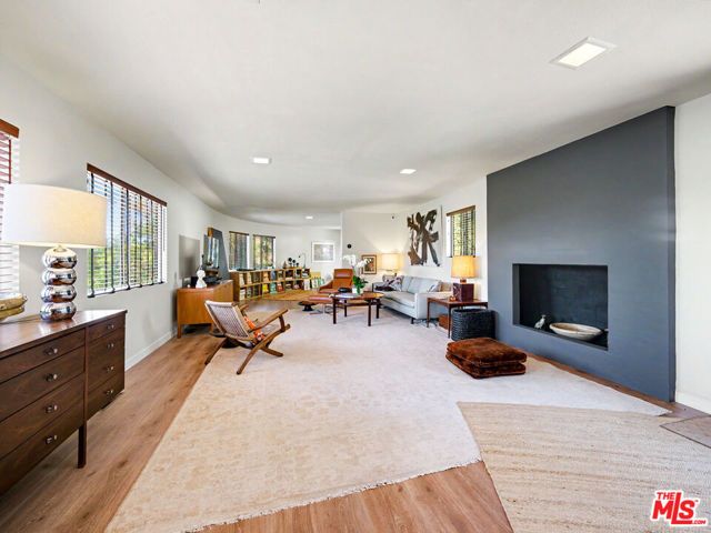 22067 Saddle Peak Road, Topanga (los Angeles), CA 90290