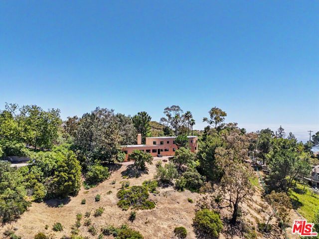 22067 Saddle Peak Road, Topanga (los Angeles), CA 90290