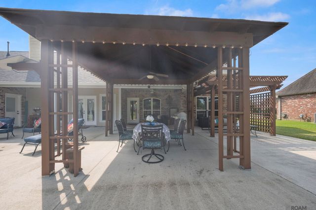 36445 Dialtha Dr, Denham Springs, LA 70706