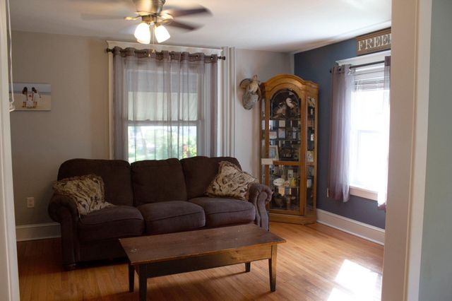 631 BUTTONWOOD, Perkasie, PA 18944