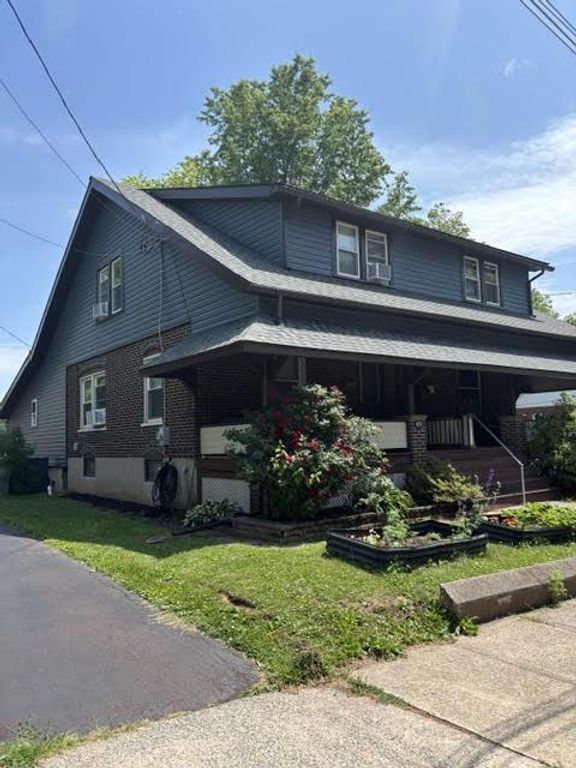 631 BUTTONWOOD, Perkasie, PA 18944