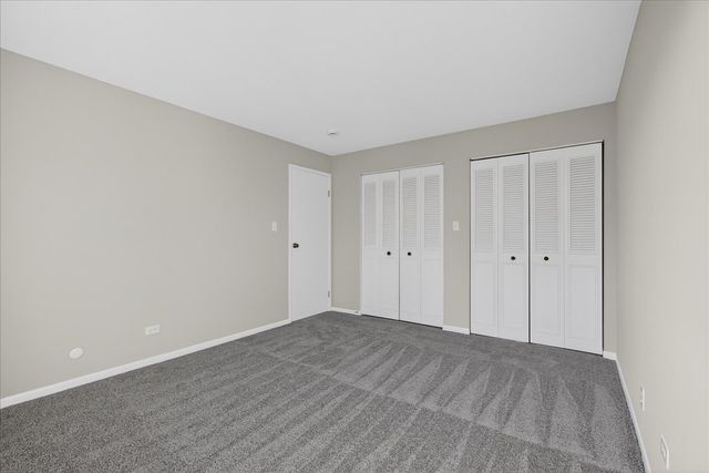 716 W 65th Street 6, Westmont, IL 60559