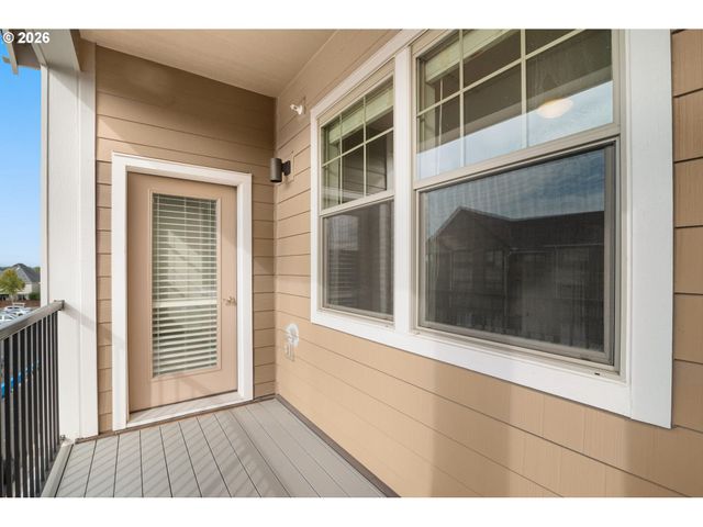 16405 Nw CHADWICK Way 303, Portland, OR 97229