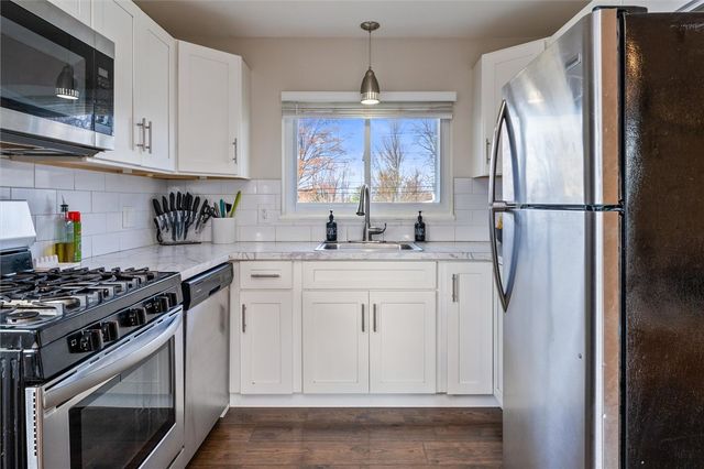 1353 Lehigh Station Road, Henrietta, NY 14467