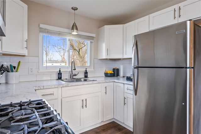 1353 Lehigh Station Road, Henrietta, NY 14467