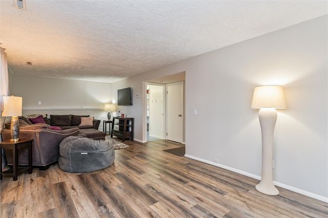 1353 Lehigh Station Road, Henrietta, NY 14467