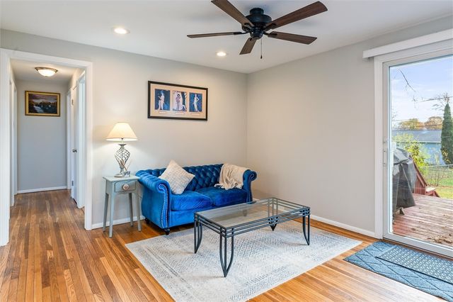 1353 Lehigh Station Road, Henrietta, NY 14467