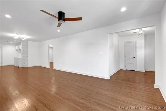 1425 N Denver Avenue, Tulsa, OK 74106