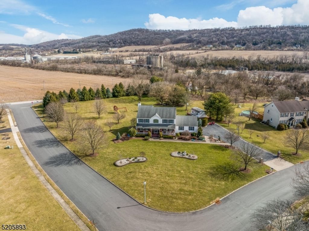 1 Shipman Road, Franklin Twp., NJ 08886