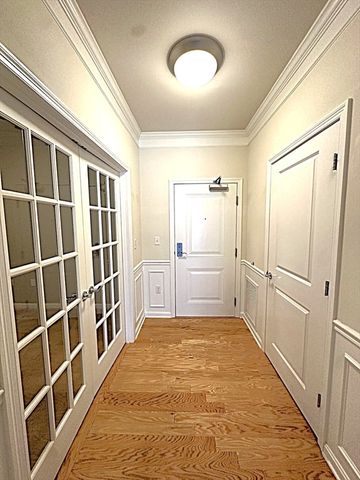 1108 Pennington Dr 1108, Walpole, MA 02081