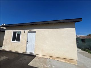 1215 W 104th Street 1/4, Los Angeles, CA 90044
