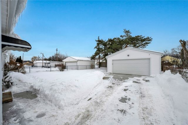 4237 E 181st Street, Cleveland, OH 44128