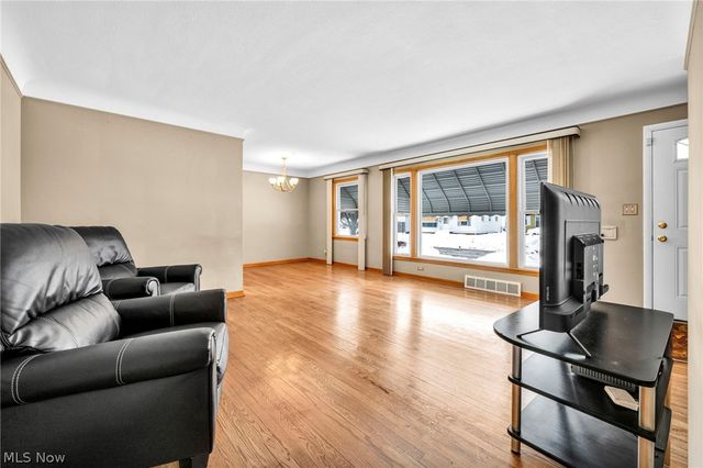 4237 E 181st Street, Cleveland, OH 44128