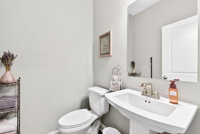 9496 Alnwick Loop, Plain City, OH 43064