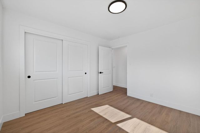 2546 El Vita Way, Carmichael, CA 95608