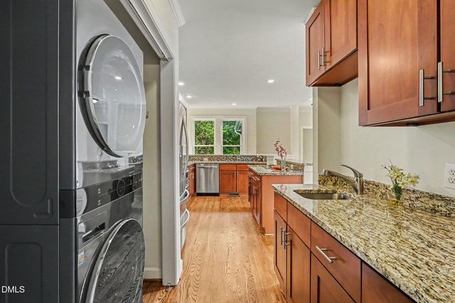 108 Eastgreen Drive, Chapel Hill, NC 27516