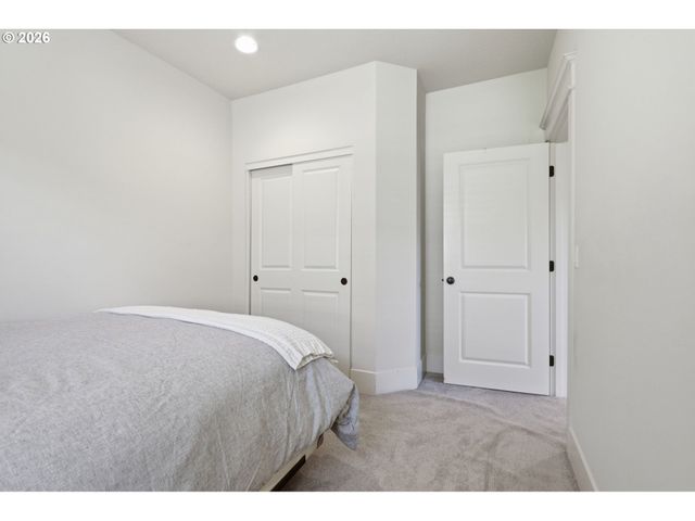 10244 Sw Taylor St, Portland, OR 97225