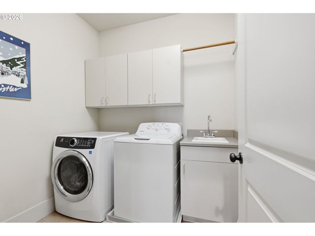 10244 Sw Taylor St, Portland, OR 97225
