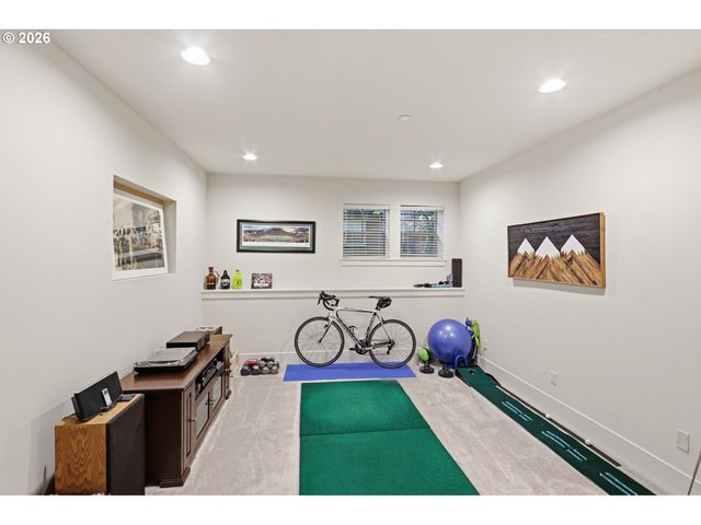 10244 Sw Taylor St, Portland, OR 97225