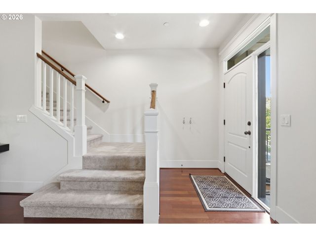 10244 Sw Taylor St, Portland, OR 97225