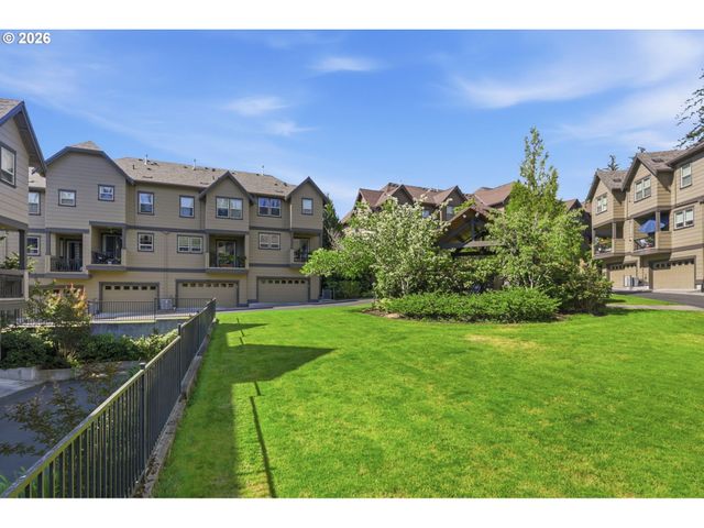 10244 Sw Taylor St, Portland, OR 97225