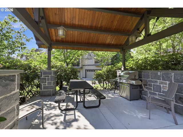 10244 Sw Taylor St, Portland, OR 97225