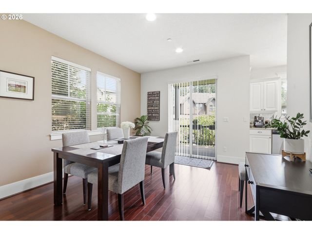 10244 Sw Taylor St, Portland, OR 97225