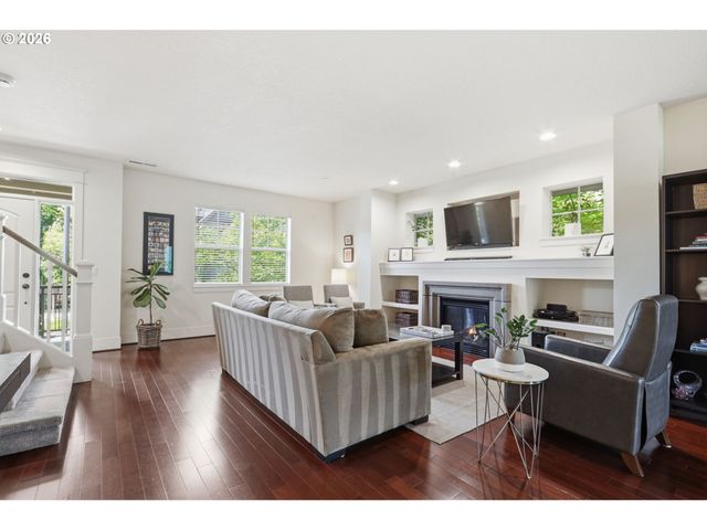 10244 Sw Taylor St, Portland, OR 97225