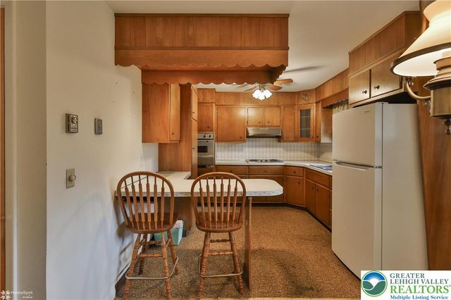 1327 Cobbler Lane, Upper Macungie Twp, PA 18104