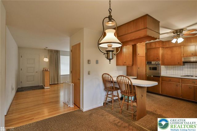 1327 Cobbler Lane, Upper Macungie Twp, PA 18104