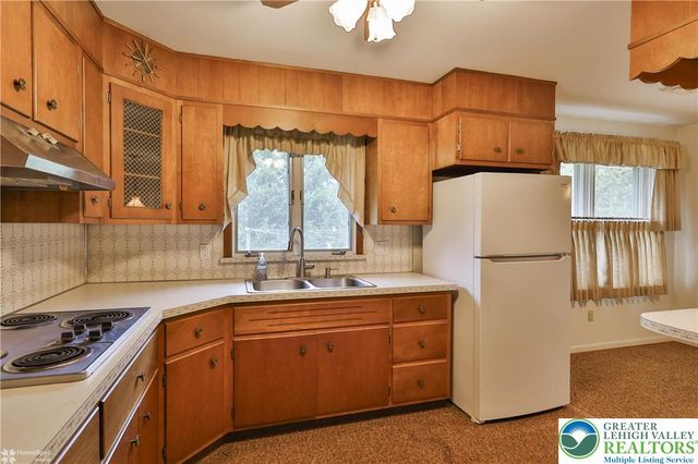 1327 Cobbler Lane, Upper Macungie Twp, PA 18104