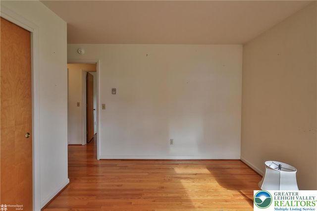 1327 Cobbler Lane, Upper Macungie Twp, PA 18104