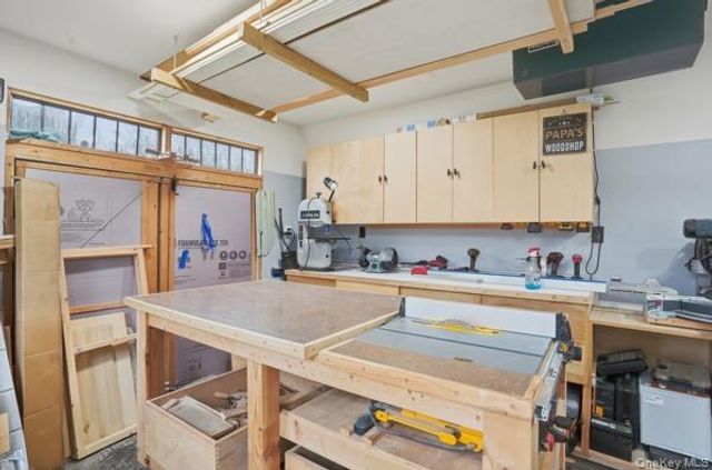 209 Summit Drive, New Windsor, NY 12553