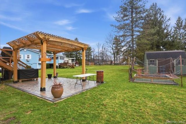 209 Summit Drive, New Windsor, NY 12553