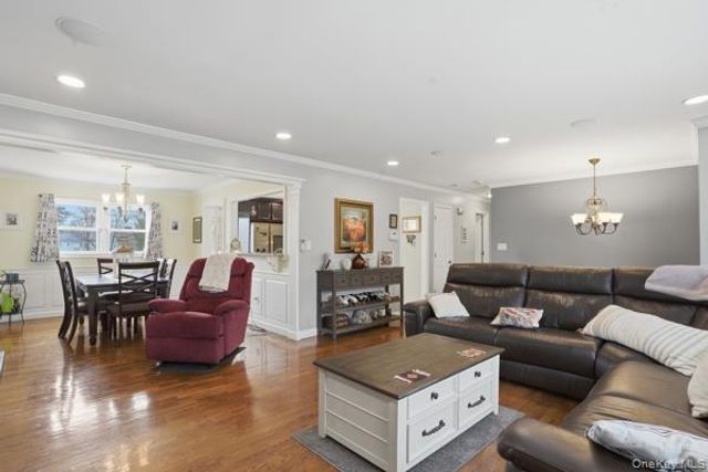 209 Summit Drive, New Windsor, NY 12553