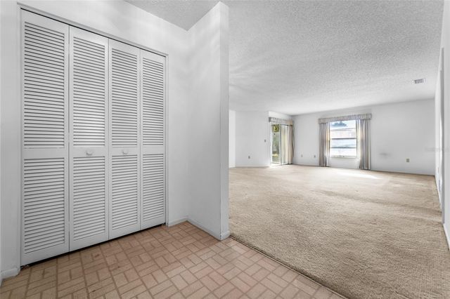 4299 OAKHURST CIRCLE E 3052, Sarasota, FL 34233