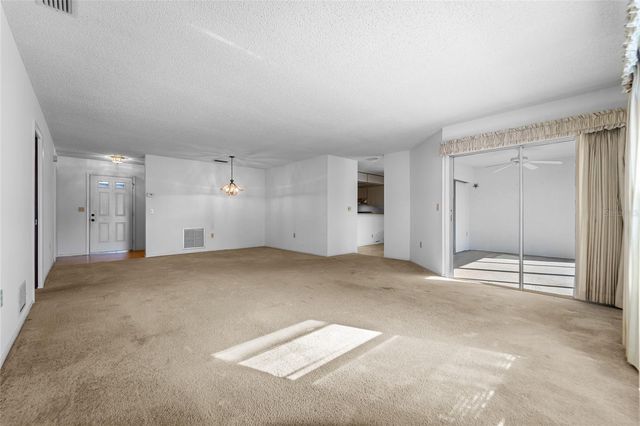 4299 OAKHURST CIRCLE E 3052, Sarasota, FL 34233