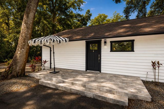 900 OAK HOLLOW PLACE, Brandon, FL 33510