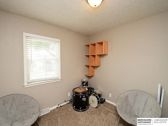 6155 South Street, Lincoln, NE 68506