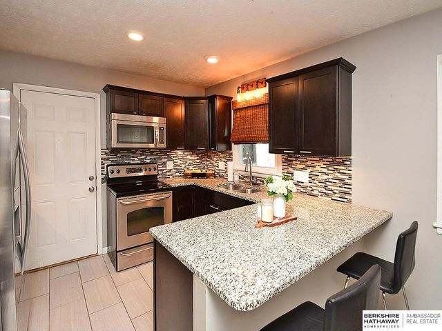 6155 South Street, Lincoln, NE 68506