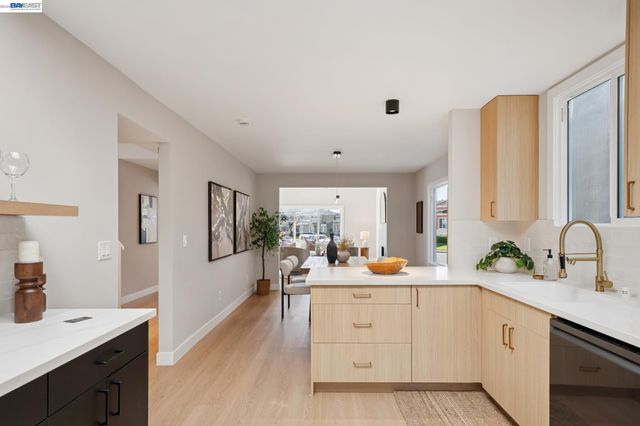 356 Northgate Ave, Daly City, CA 94015