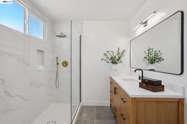 356 Northgate Ave, Daly City, CA 94015