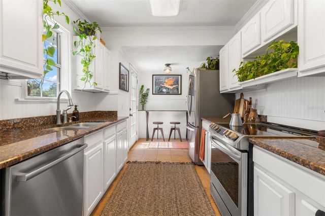 2700 2ND AVENUE N, St Petersburg, FL 33713