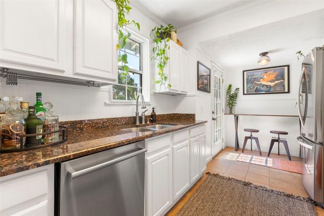 2700 2ND AVENUE N, St Petersburg, FL 33713