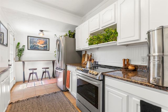 2700 2ND AVENUE N, St Petersburg, FL 33713